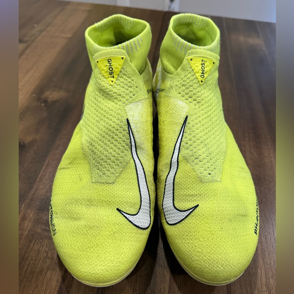 Nike Nike AO3262-717 Phantom Vision Elite DF FG Volt Soccer Cleats size 7.5/40.5